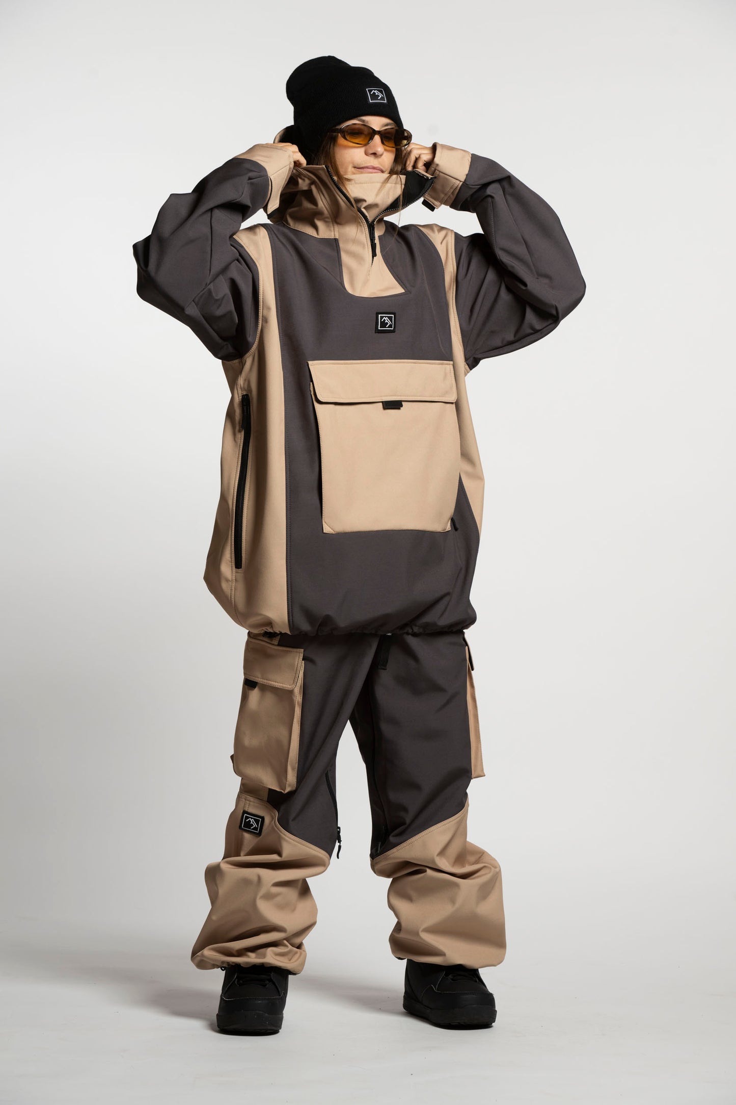 Access Anorak - Dunes and Charcoal