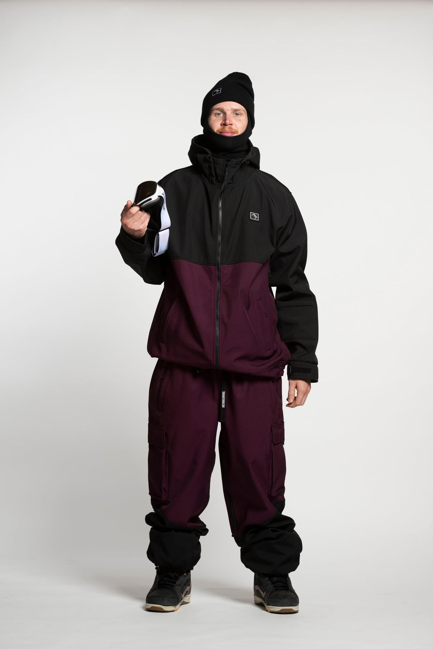 Access Full Zip Jacket - Malbec and Black