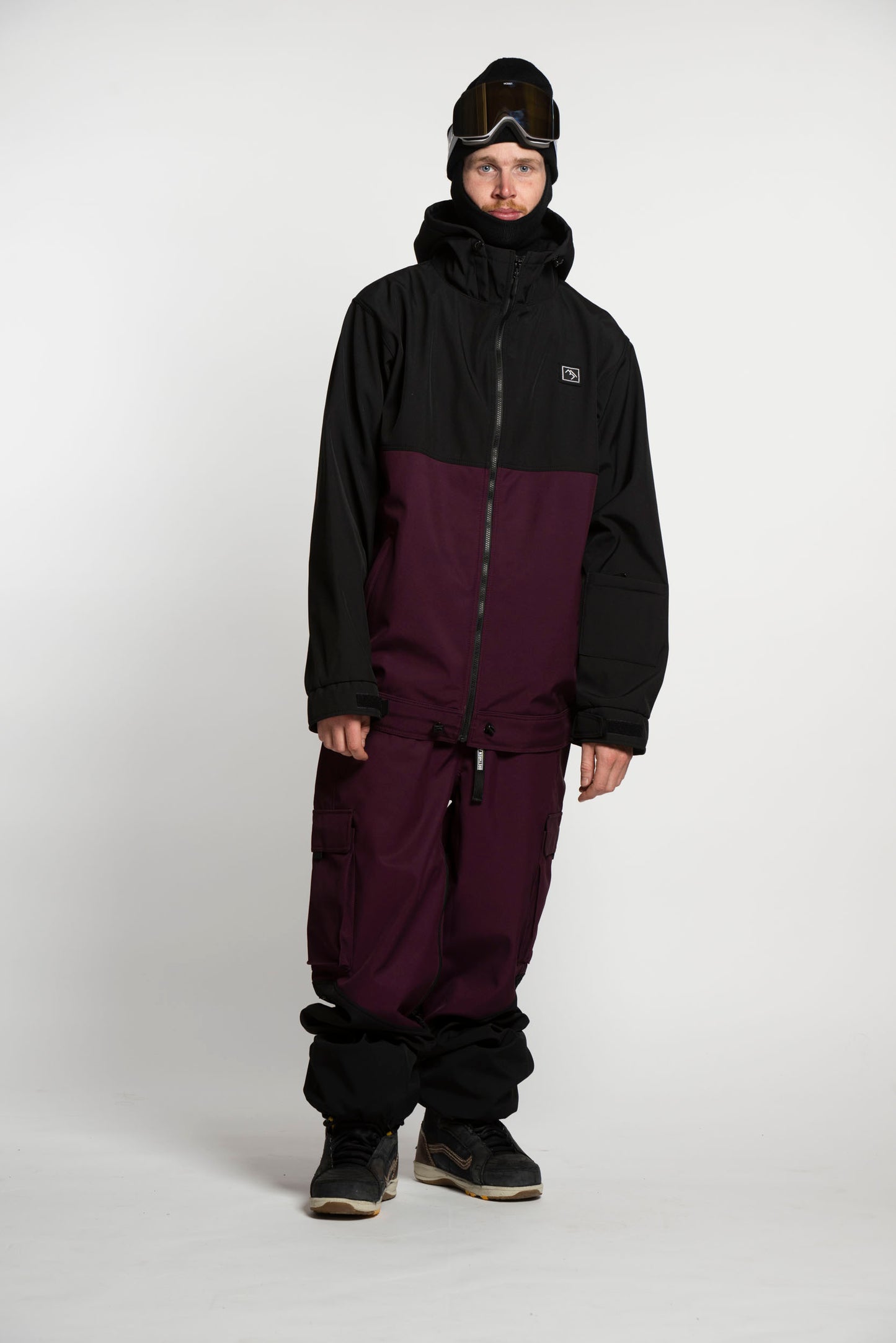 Access Full Zip Jacket - Malbec and Black