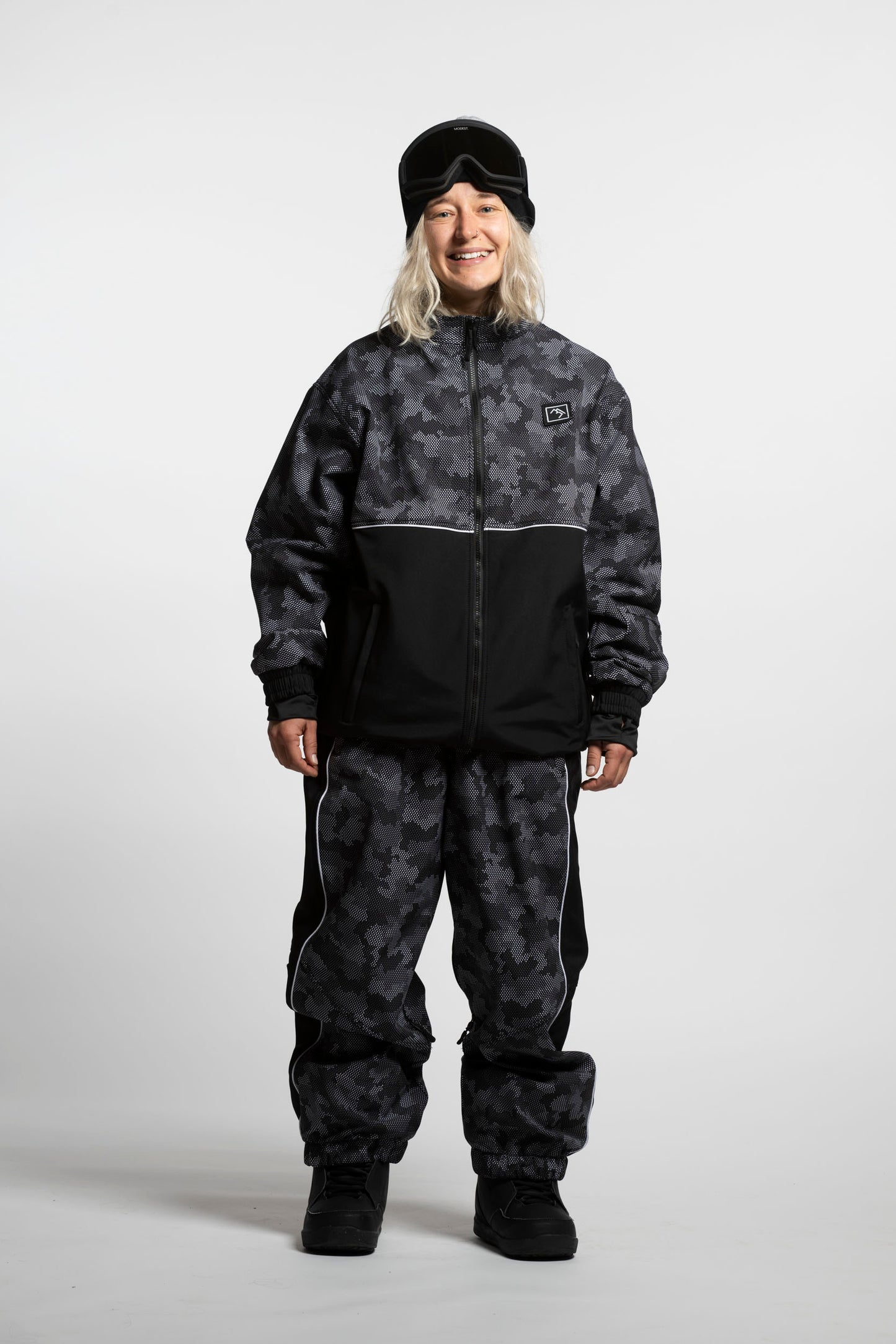 Baseline Full Zip - Black Camo