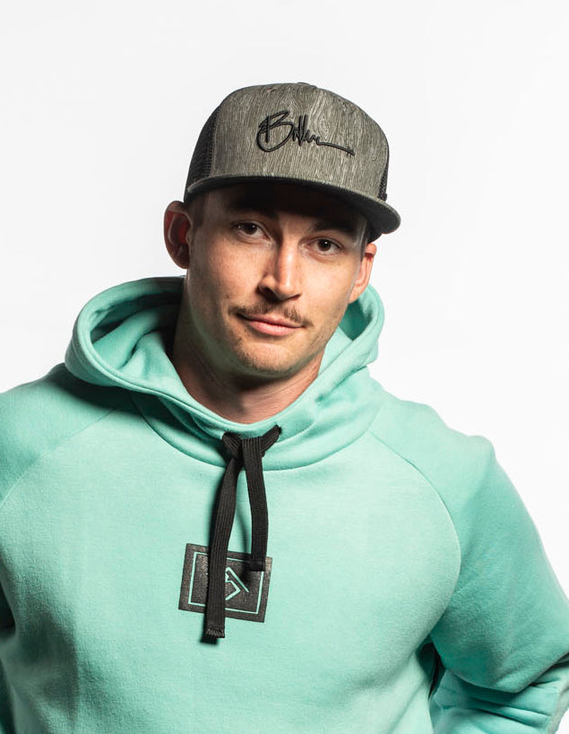 snowboarding snapback