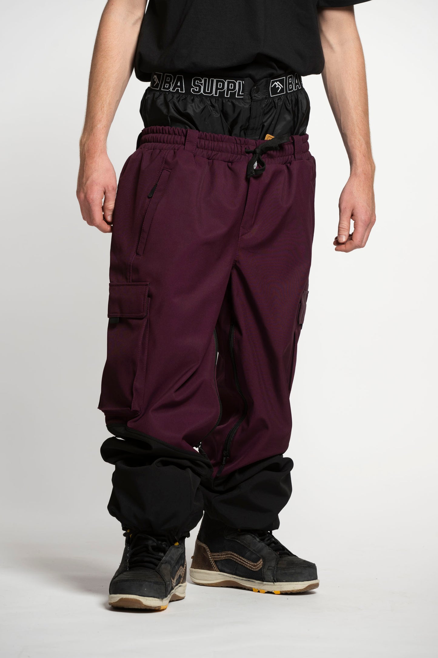 Access Cargo Pants - Malbec and Black